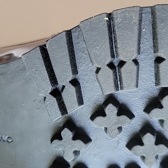 Bandolino Fillip Women's Lug Sole/Chunky Loafer - Picture 10 of 10